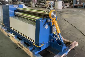 EXCELLENT PRE-BENDING CAPABILITY - 4 Roll Plate Bending Roller - 1.55m x 3.0mm