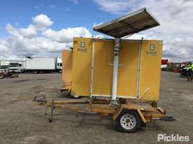 2009 Bartco VMS400 Single Axle Sign Board Trailer - picture2' - Click to enlarge