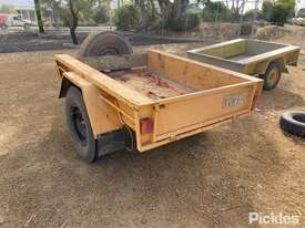 1985 Custom Made 6x4 Box Trailer - picture0' - Click to enlarge