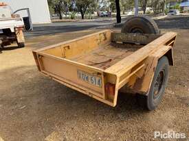 1985 Custom Made 6x4 Box Trailer - picture1' - Click to enlarge