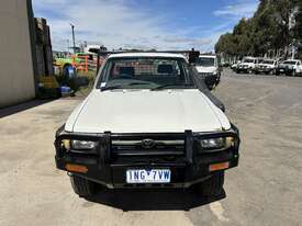 1993 Toyota Hilux SR5  Diesel - picture1' - Click to enlarge