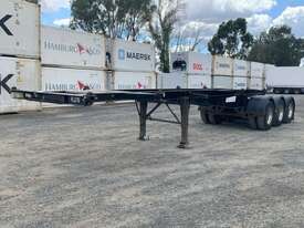 2012 Barker Heavy Duty Tri Axle Tri Axle A-Section Skel Trailer - picture1' - Click to enlarge