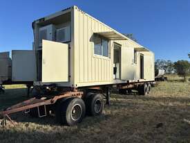 MFG 40' ACCOMODATION TRAILER & BOGEY DOLLY  - picture0' - Click to enlarge