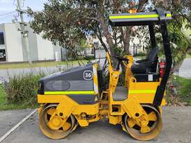 USED Roller Caterpillar CB214C Double Drum  - picture0' - Click to enlarge
