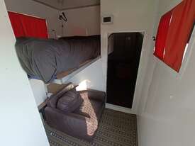 2006 Mitsubishi FN 600 6x4 Motorhome - picture0' - Click to enlarge