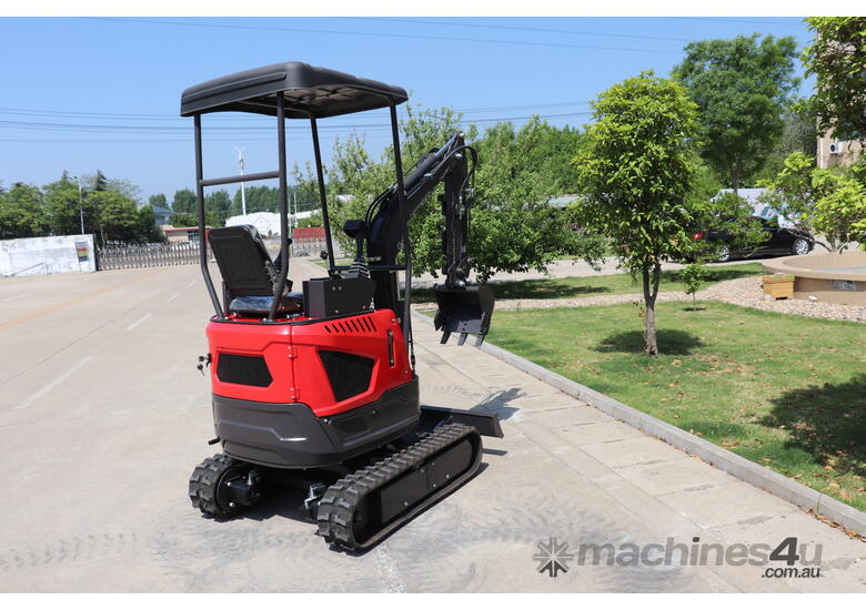 caption Yanmar Engine Swing Boom Mini Excavator 1.6T with 8 Attachments