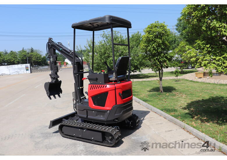 caption Yanmar Engine Swing Boom Mini Excavator 1.6T with 8 Attachments