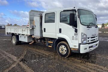 2010 ISUZU FRR500 Crew Tipper Truck