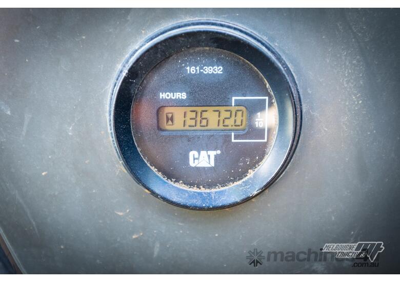 CATERPILLAR 330D EXCAVATOR