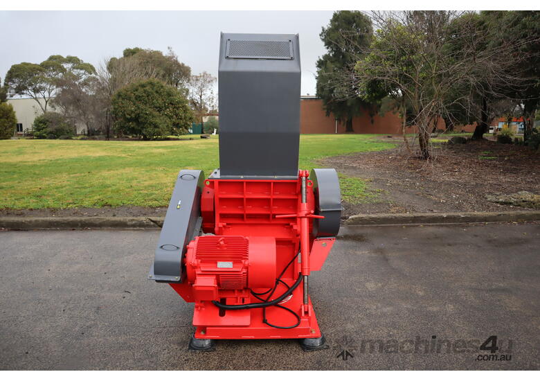 caption Industrial Heavy Duty 22 kW Plastic Granulator - Enerpat GS600L