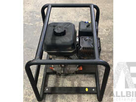 Warton PRP-45P 8HP Four Stroke Petrol Engine - picture1' - Click to enlarge