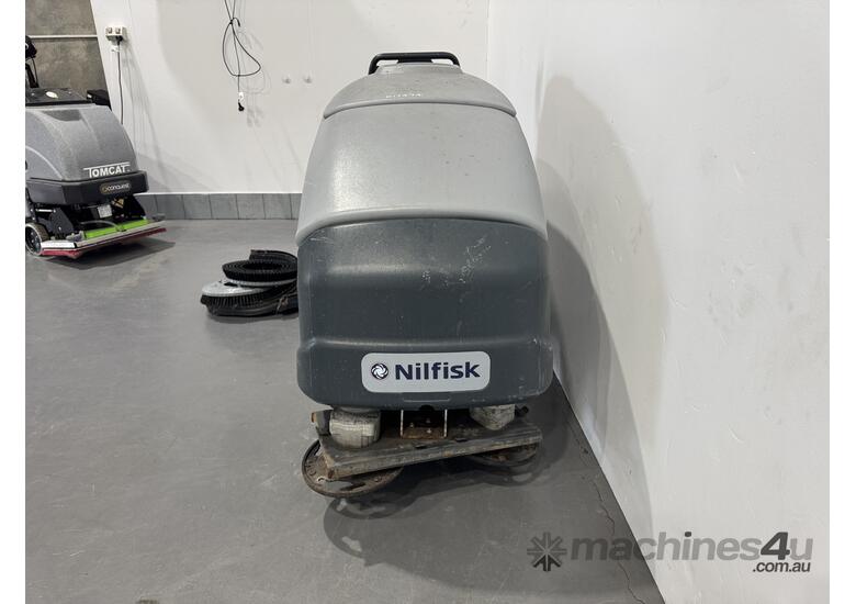 caption Nilfisk SC800 Scrubber / Dryer