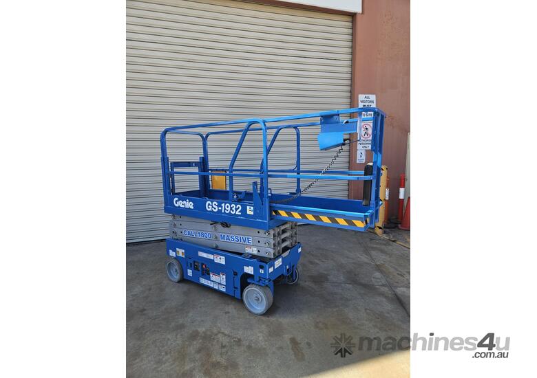 Genie GS1932 Electric Scissor Lift