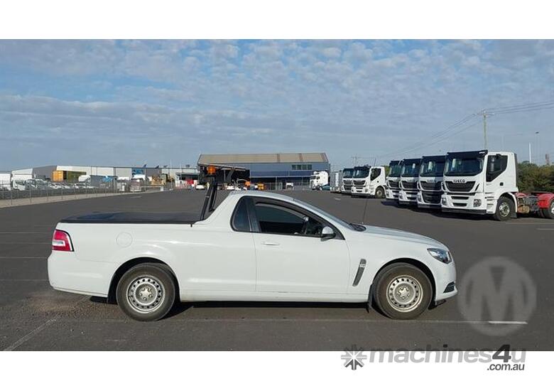 caption Holden Commodore