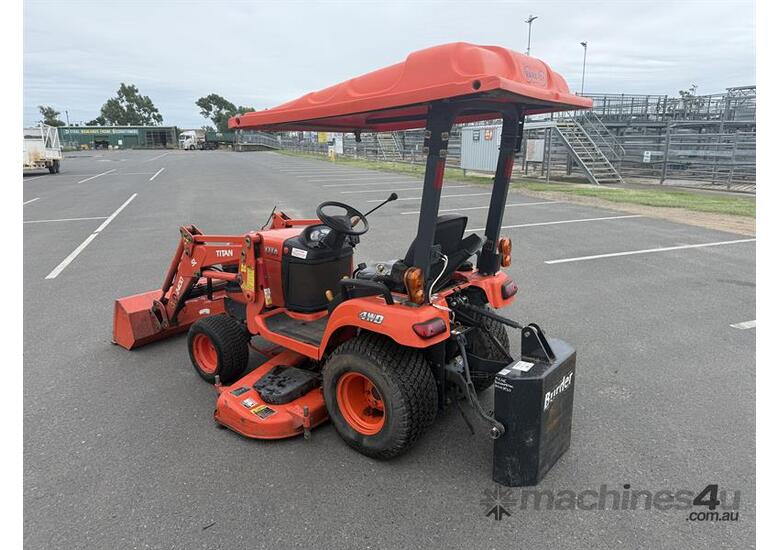 caption 2011 KUBOTA BX2360 TRACTOR