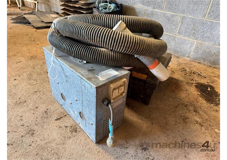 caption COMMUNICATIONS CABLE BLOWER UNIT