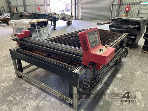 caption SteelMaster Blaze CNC Plasma Cutter - Well Maintained, Ready for Work!