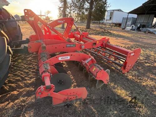 caption 3 metre Speed Tiller