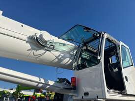 2025 Zoomlion ZTC400V 40Ton Truck Crane  - picture0' - Click to enlarge