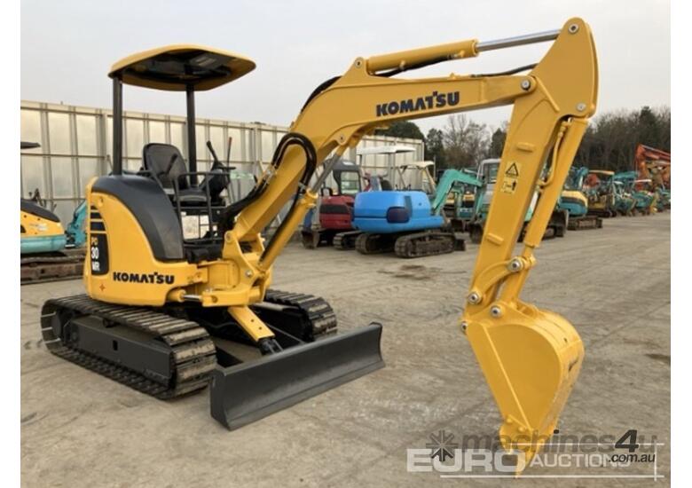 caption 2013 Komatsu PC30MR-3