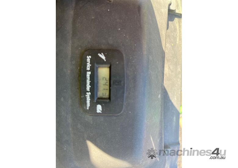 caption John Deere LA115 Ride On Mower