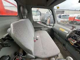 1997 Mitsubishi Canter 4X4 Rural Fire Truck - picture2' - Click to enlarge