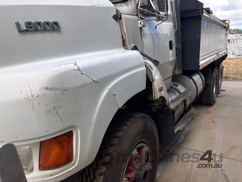 1994 Ford L9000 Tipper