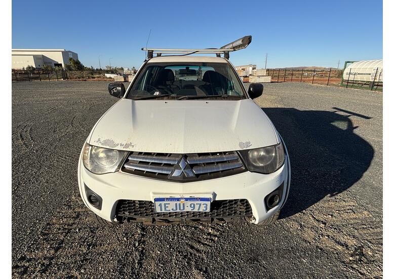 2013 Mitsubishi Triton GLX Diesel