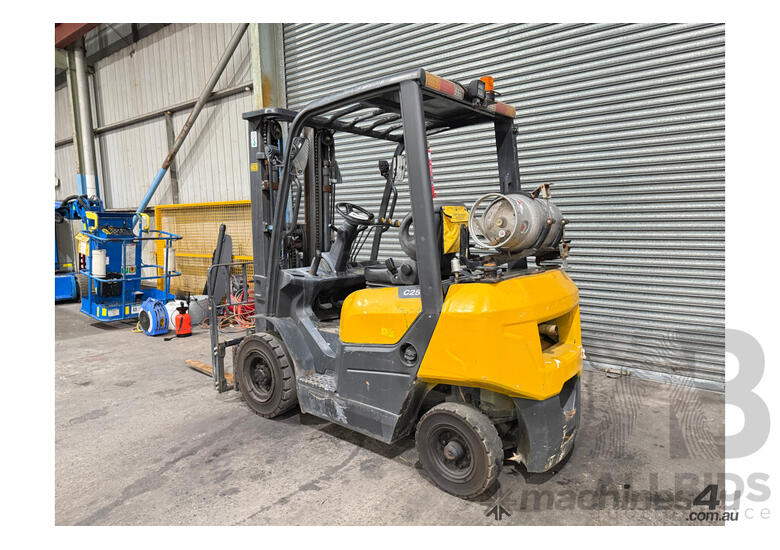 caption LIUGONG LPG Forklift, 2.5T Container Mast with 2280hrs
