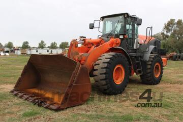 Hitachi 2013   ZW250-5B Hitachi 2013   ZW250-5B