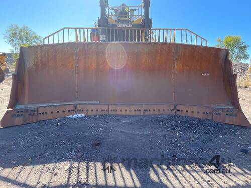 caption 2004 Caterpillar D11R Tracked Dozer