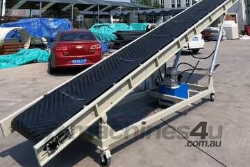 Conveyor, Stacker, 10meter, 800mm Troughed belt, Hopper, Hydraulic lift