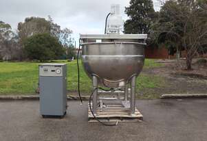 Stainless Steel Jacketed Tank Kettle Mixer Cooker with Oil Heater - 1100L