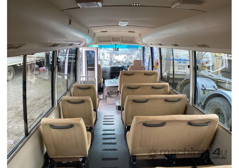 caption 2008 Mitsubishi BE600 Bus