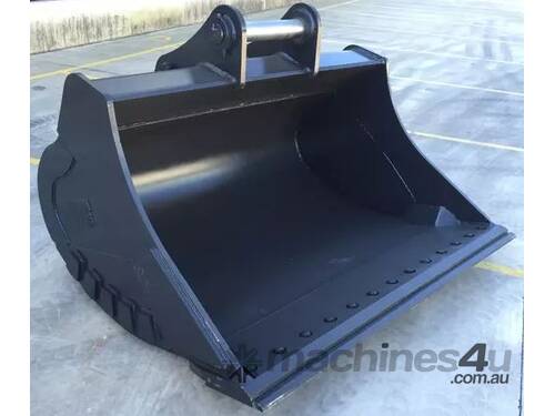 caption BETTA BILT BUCKETS 30 TONNE MUD BUCKET