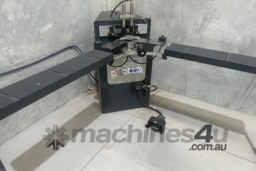COMALL Aluminium corner crimper