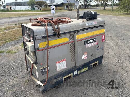 caption Lincoln Generator/Welder