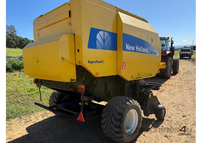 New Holland Round Baler