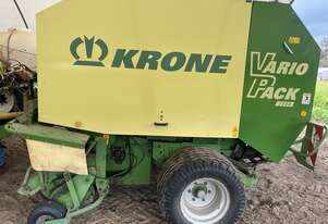 2003 Krone Vario Pack 1500 Round Balers 2003 Krone Vario Pack 1500 Round Balers