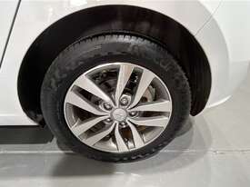 2017 Hyundai i30 Active Petrol (Ex Corporate Fleet) - picture2' - Click to enlarge