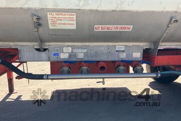 1980 Hockney Tri Axle Water Tanker