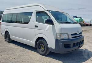 Toyota   HiAce KDH223R Upgrade
