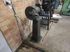 Pedestal Grinder - picture0' - Click to enlarge