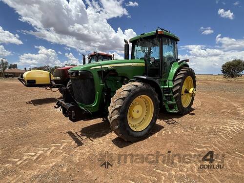 JOHN DEERE 8520 