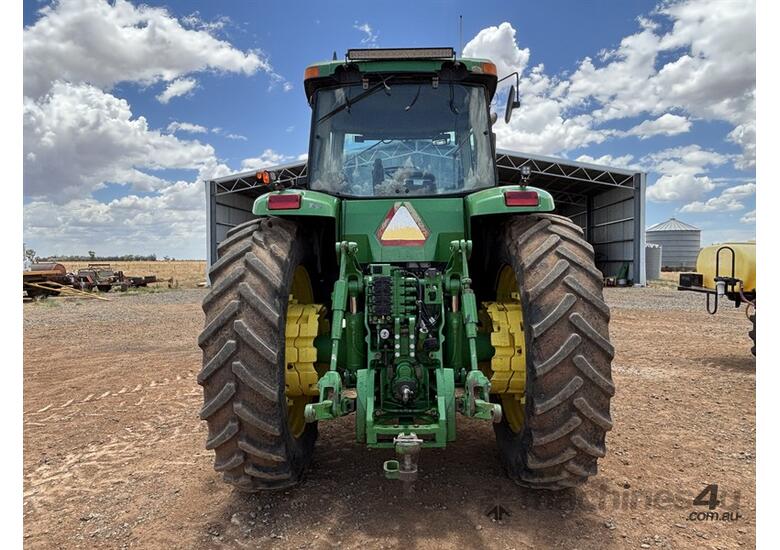 JOHN DEERE 8520 