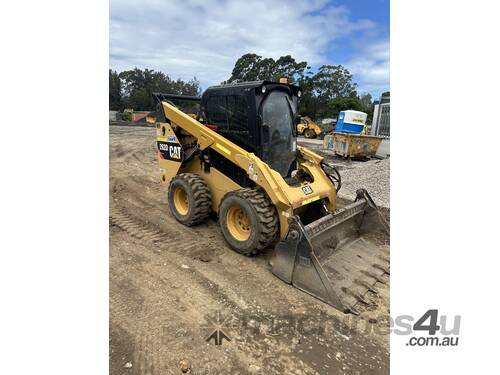 Cat 262D skid steer loader