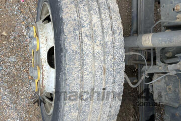 2016 Isuzu NPR 75-190 Table Top