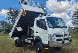 Mitsubishi Fuso Canter FG 4x4 Single Cab Tipper. Ex Council.