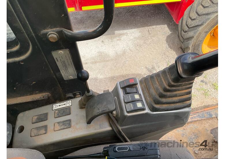 2014 Doosan DX140LCR Excavator