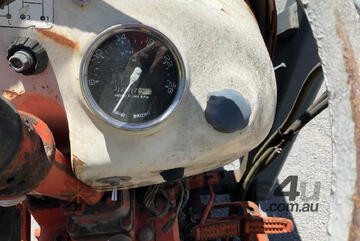 David Brown Loader/Tractor 4WD